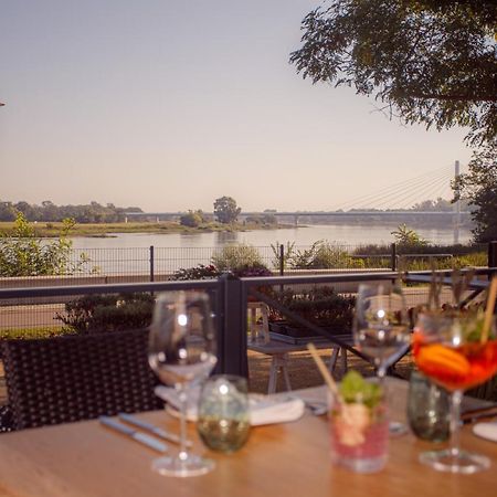 Weltrad Am Fluss Restaurant & Quartier Hotel Schonebeck  Exterior photo
